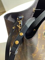 LV Original Néonoé Bucket Bag Black M44020 Size 26 x 26 x 17.5 cm - 4