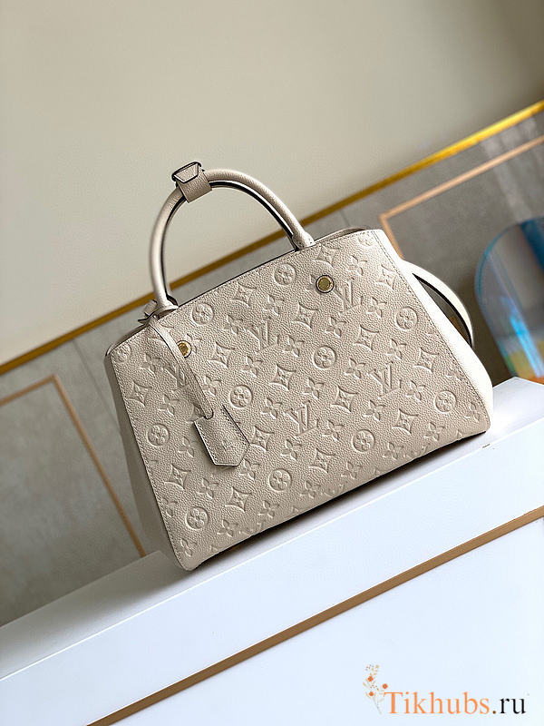 LV Montaigne MM Monogram Medium Milky White M54197 Size 33 × 23 × 15 cm - 1