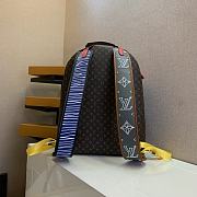 Louis Vuitton Backpack in Monogram Canvas M56853 Size 32 x 41 x 15 cm - 2