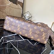 LV Petit Sac Plat Monogram M45848 Size 30 x 10 x 31 cm - 2