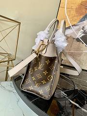 Louis Vuitton On My Side PM LV Gray M57728 Size 25 x 20 x 12 cm - 4