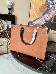 LV OnTheGo MM Monogram Brown M58521 Size 35 x 27 x 14 cm - 2