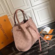 Louis Vuitton Girolata Bag Mahina Leather Pink M54401 Size 44 x 27 x 12 cm - 3