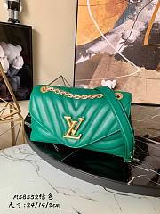 LV New Wave Chain Bag H24 In Green M58552 Size 24 x 14 x 9 cm - 1