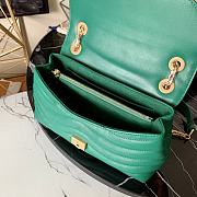 LV New Wave Chain Bag H24 In Green M58552 Size 24 x 14 x 9 cm - 5