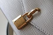 Louis Vuitton Padlock On Strap White M80682 Size 19 x 11 x 3 cm - 2