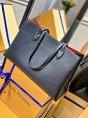 Louis Vuitton Lockme Shopper Black M57345 Size 42 x 28 x 15 cm - 6