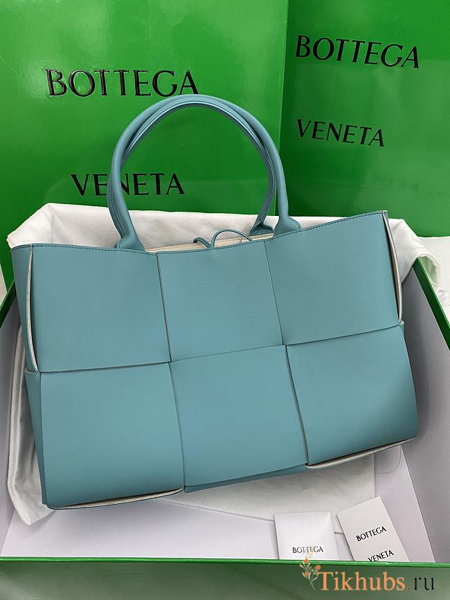 Bottega Veneta Arco Tote Blue 609175 Size 38 x 14 x 24.5 cm - 1