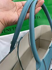 Bottega Veneta Arco Tote Blue 609175 Size 38 x 14 x 24.5 cm - 5