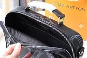 Louis Vuitton Flight Case LV Postman M57287 Size 26 x 20 x 6 cm - 2