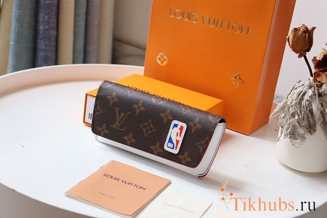 LV Glasses Case Nba Joint Model M00289  - 1