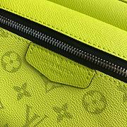 Louis Vuitton Outdoor Messenger Taiga Yellow M30233 Size 29.5 x 20 x 10.5 cm - 2