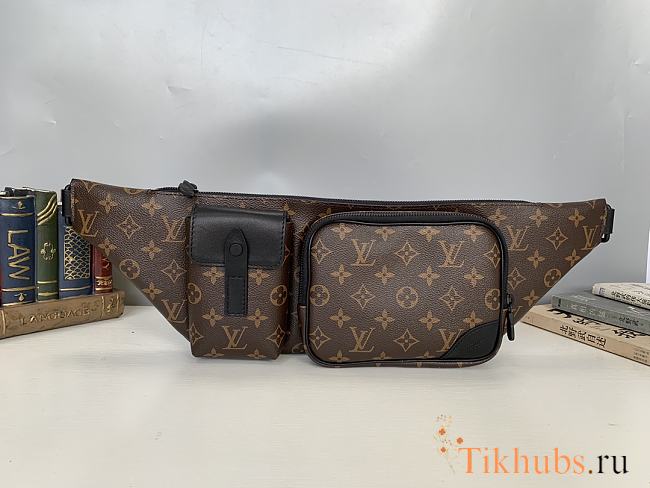 Louis Vuitton Christopher Bumbag LV M45337 Size 50 x 15.5 x 4 cm - 1