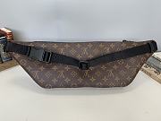 Louis Vuitton Christopher Bumbag LV M45337 Size 50 x 15.5 x 4 cm - 3