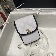 Chanel Mini Messenger Bag Black/White As2540 Size 17 × 13 × 6 cm - 5