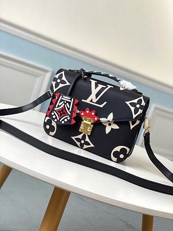 Louis Vuitton LV Crafty Pochette Metis M45385 Size 25 x 19 x 7 cm