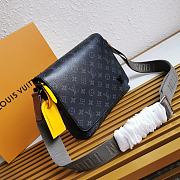 LV New District PM Louis Vuitton M45627 Size 25 x 22 x 7 cm - 3