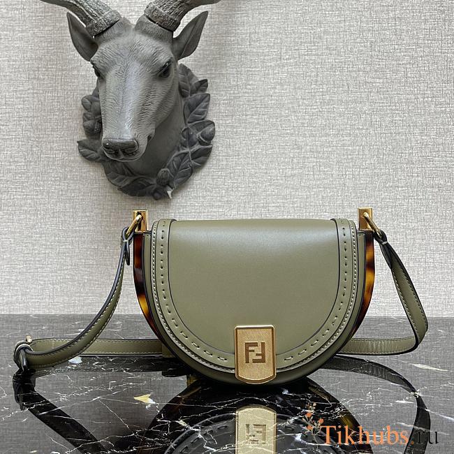 Fendi Moonlight Leather Handbag Green Size 21 x 9 x 14 cm - 1