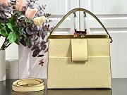 LV Taiga Leather City Frame Apricot M52240 Size 27 x 23.5 x 14.5 cm - 1