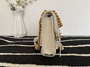 Chanel Mini Flap Bag Cowhide White 99086 Size 17 x 14 x 7 cm - 6