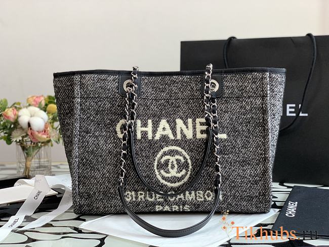 Chanel Beach Bag Black Size 34 - 1