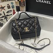 Chanel Messenger Bag Black 93749 Size 19 x 7 x 14 cm - 1