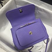 Chanel Messenger Bag Purple 93749 Size 19 x 7 x 14 cm - 5