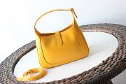 Jackie 1961 Mini Shoulder Bag White Leather Yellow 637091 Size 19x13x3 cm - 3