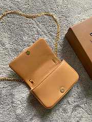 BURBERRY Chain Trap Apricot Size 17 x 3.5 x 10 cm - 5