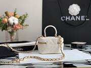 Chanel Mini Bag Calfskin White - 5