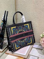 Dior Book Tote Full Leather Embroidery And Nailing Large 1286 Size 41 x 32 cm - 5