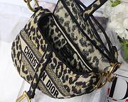 Dior Saddle Embroidery Leopard Print M9001 Size 25.5 x 20 x 6.5 cm - 2