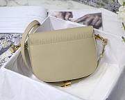 Dior Bobby Lychee Pattern Series Medium M8010 Size 22 x 17 x 6 cm - 2