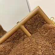 Fendi First Lamb Hair Caramel 2217 Size 26 x 9.5 x 18 cm - 2