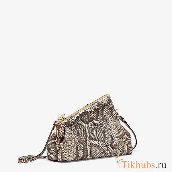 Fendi First Real Snake Skin 2217 Size 26 x 9.5 x 18 cm - 1