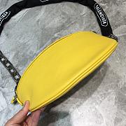 Balenciaga Half-Moon Waist Bag Yellow Size 27 x 19 cm - 4