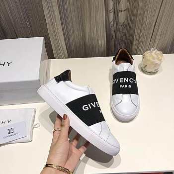 Givenchy Sneakers