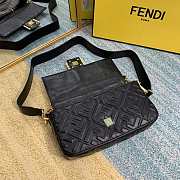 Fendi Baguette Black Medium Size 26 x 15 x 6 cm - 4