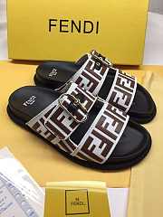 FENDI SLIDES 001 - 6