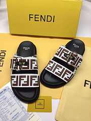 FENDI SLIDES 001 - 2