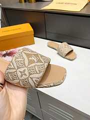 LV Slippers New - 3