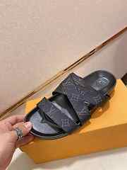 LV Slippers For Men 001 - 6