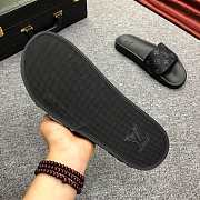 LV Slippers For Men - 5