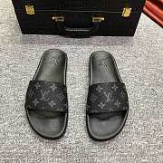 LV Slippers For Men - 4