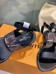 LV Sandals 005 - 6