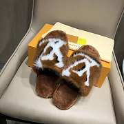 LV Slippers Brown 001 - 4