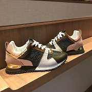 Louis Vuitton Sneakers - 3