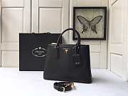 Prada Saffiano Large Tote in Black Size 31 x 22.5 x 13.5 cm - 1