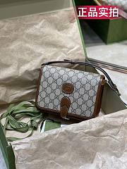 Gucci Mini Shoulder Bag With Interlocking G In GG Supreme 671620 Size 20 x 17 x 8 cm - 4