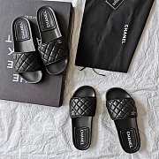 Chanel Slippers 06 - 5